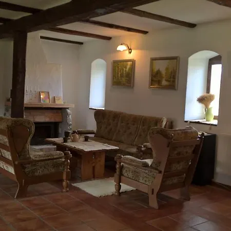 Jablkowo-na Skraju Puszczy Boreckiej Sniadania W Cenie * Jablonowo