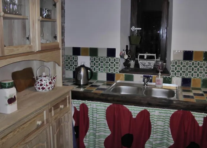 Jablkowo-na Skraju Puszczy Boreckiej Sniadania W Cenie * Jablonowo